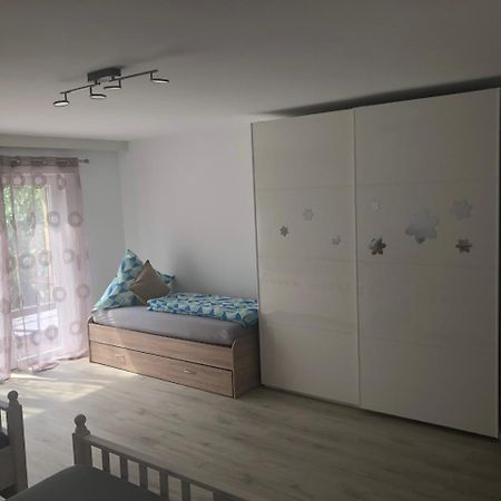 Ferienwohnungen Am Naturbad 라어 외부 사진